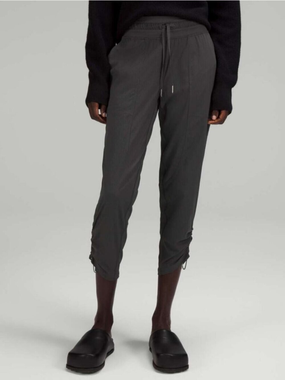 LULULEMON Dance Studio Mid-Rise Cropped Pant Graphite Grey Size 8